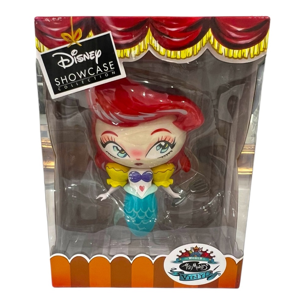 Disney Showcase*VINYL LITTLE MERMAID w/ FORK - MISS MINDY*New*NIB*Ariel*6001673